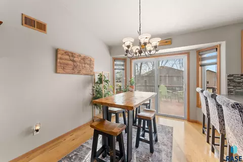 115 Deerview Ave, Tea, SD 57064 photo 7