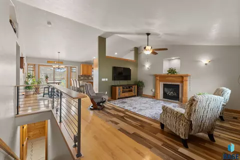 115 Deerview Ave, Tea, SD 57064 photo 2