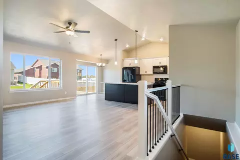 Other - 1310 Poplar Ave, Tea, SD 57064 photo 2 of 3