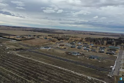 717 Wildcat Ave, Colman, SD 57017 photo 10