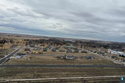 717 Wildcat Ave, Colman, SD 57017 photo 13