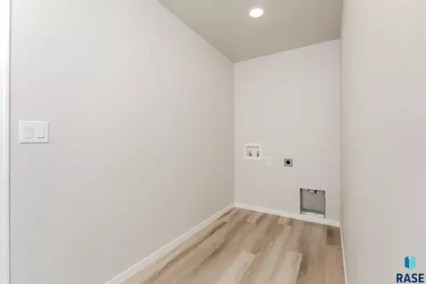 6809 W Viola Ct, Sioux Falls, SD 57107 photo 3