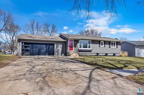4436 W Mesa Pass, Sioux Falls, SD 57106