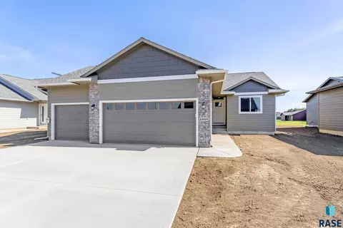 6849 W Viola Ct, Sioux Falls, SD 57107