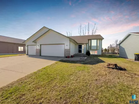 4435 E 38th St, Sioux Falls, SD 57103 photo 19