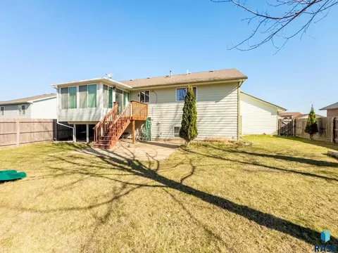 4435 E 38th St, Sioux Falls, SD 57103 photo 18