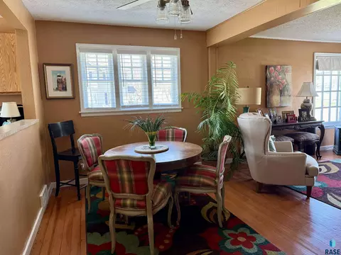 829 W 4th Ave, Mitchell, SD 57301 photo 10