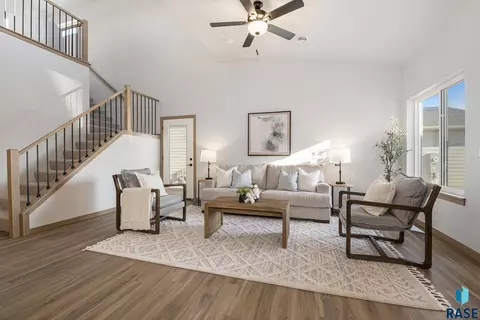 3611 S Chalice Pl, Sioux Falls, SD 57106