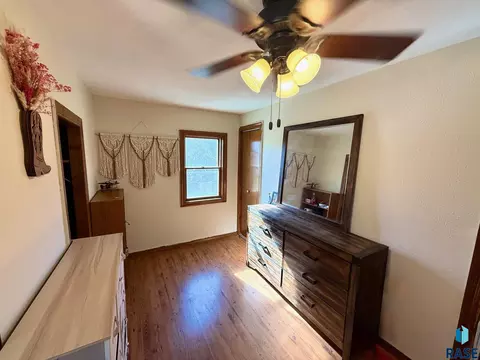 1108 W 3rd Ave, Mitchell, SD 57301 photo 15