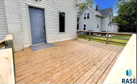 1108 W 3rd Ave, Mitchell, SD 57301 photo 27