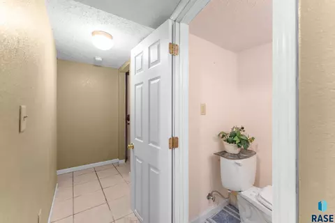 1219 N Spring Ave, Sioux Falls, SD 57104 photo 36