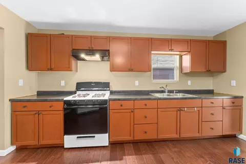 1219 N Spring Ave, Sioux Falls, SD 57104 photo 18