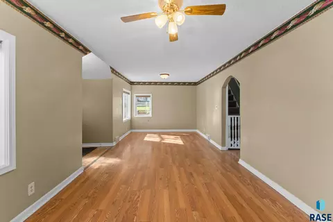 1219 N Spring Ave, Sioux Falls, SD 57104 photo 15
