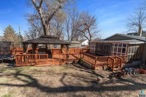 1219 N Spring Ave, Sioux Falls, SD 57104 photo 48
