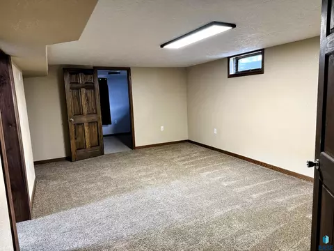 40537 254th St, Mitchell, SD 57301 photo 20