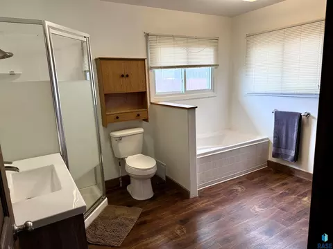 40537 254th St, Mitchell, SD 57301 photo 17