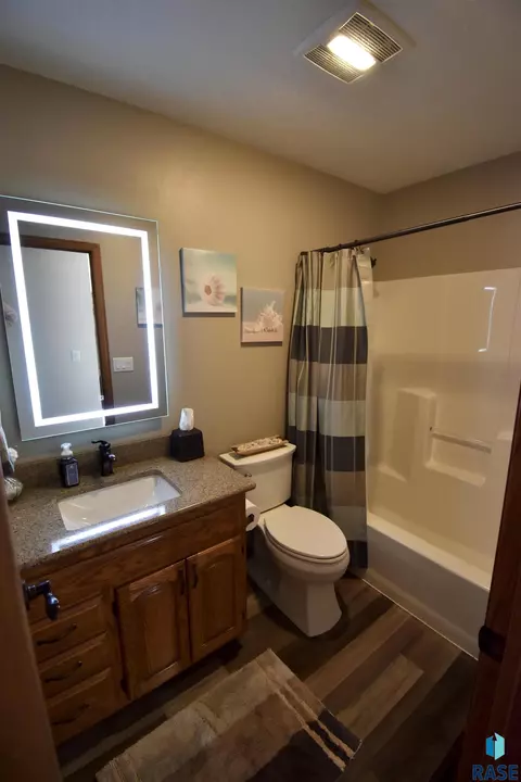 24981 470th Ave, Baltic, SD 57003 photo 16