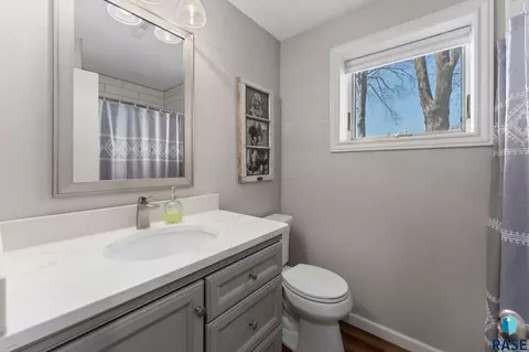 602 E 12th St, Dell Rapids, SD 57022 photo 30