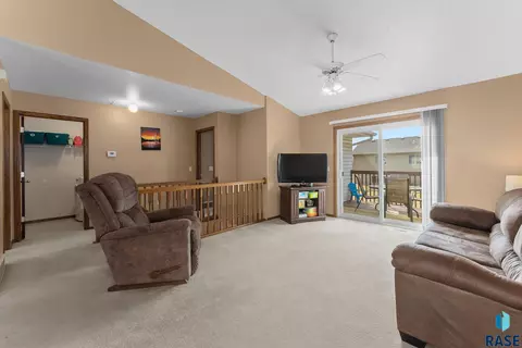 3717 E Mission St, Sioux Falls, SD 57103 photo 12