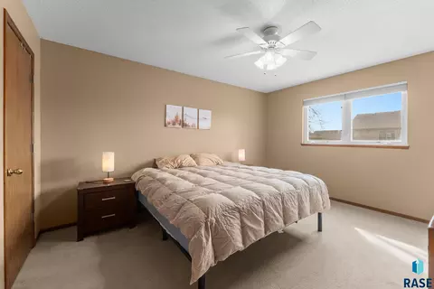 3717 E Mission St, Sioux Falls, SD 57103 photo 14