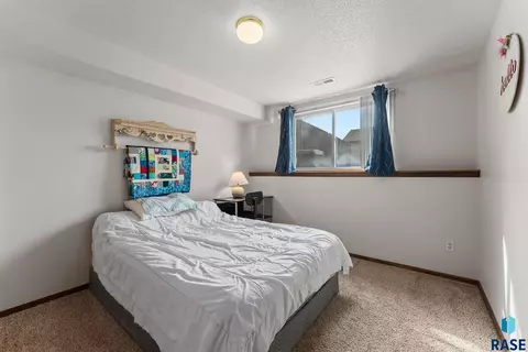 3717 E Mission St, Sioux Falls, SD 57103 photo 24