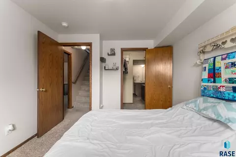 3717 E Mission St, Sioux Falls, SD 57103 photo 23