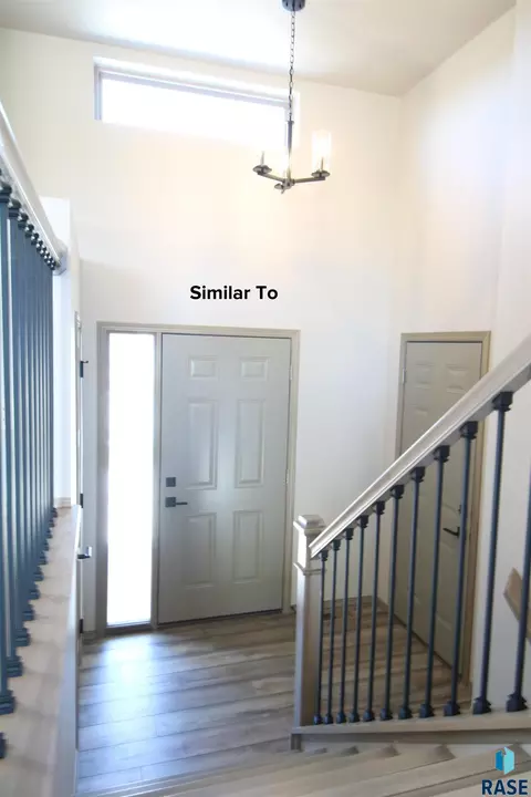 304 S Willow Spring Dr, Sioux Falls, SD 57110 photo 6