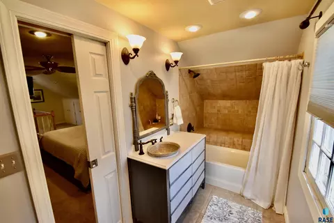 612 E Wiswall Pl, Sioux Falls, SD 57105 photo 20