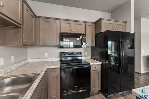 8203 W Monroe Pl, Sioux Falls, SD 57106 photo 23