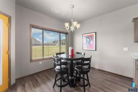 8203 W Monroe Pl, Sioux Falls, SD 57106 photo 4