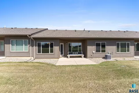 8203 W Monroe Pl, Sioux Falls, SD 57106 photo 30