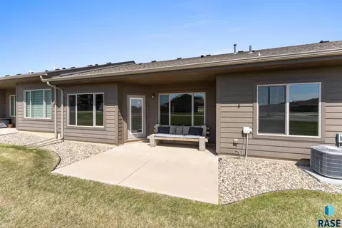 8203 W Monroe Pl, Sioux Falls, SD 57106 photo 29
