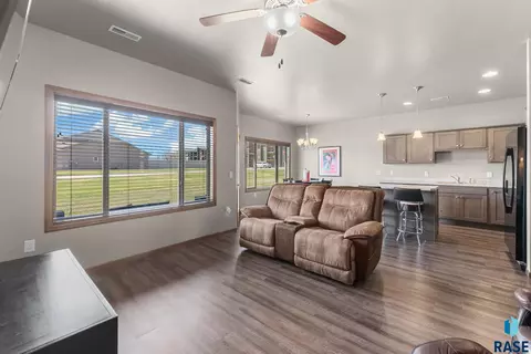 8203 W Monroe Pl, Sioux Falls, SD 57106 photo 6