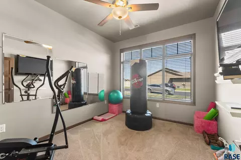 8203 W Monroe Pl, Sioux Falls, SD 57106 photo 14