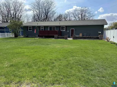 800 S Relanto St, Freeman, SD 57029 photo 13