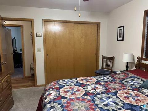 800 S Relanto St, Freeman, SD 57029 photo 29
