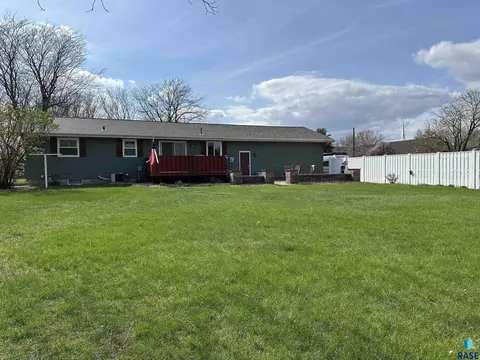 800 S Relanto St, Freeman, SD 57029 photo 12