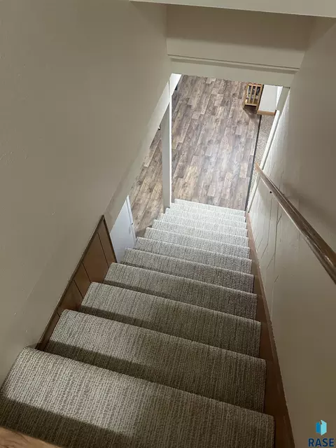800 S Relanto St, Freeman, SD 57029 photo 32