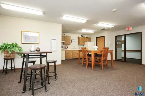 Dining - 1411 E Rushmore Dr, Brandon, SD 57005 photo 2 of 3