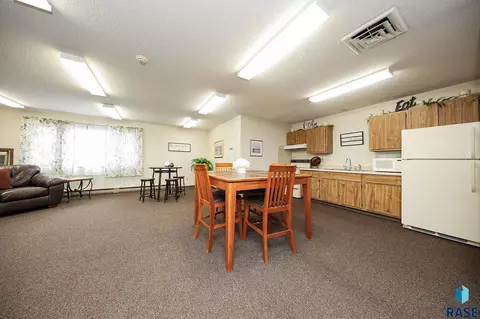 Dining - 1411 E Rushmore Dr, Brandon, SD 57005 photo 1 of 3