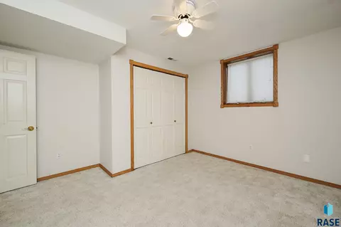 4301 E 19th St, Sioux Falls, SD 57103 photo 14
