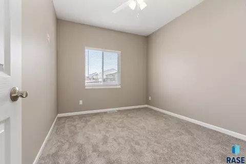 1620 E 69th St N, Sioux Falls, SD 57104 photo 18
