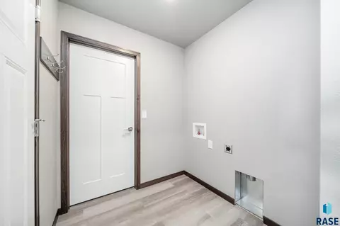 6709 E Thimbleweed St, Sioux Falls, SD 57110 photo 14