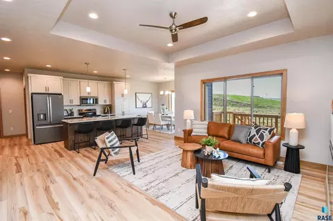 1709 E Wallin Cir, Sioux Falls, SD 57104 photo 19