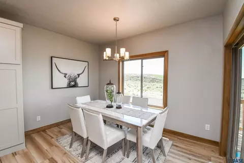 1709 E Wallin Cir, Sioux Falls, SD 57104 photo 3