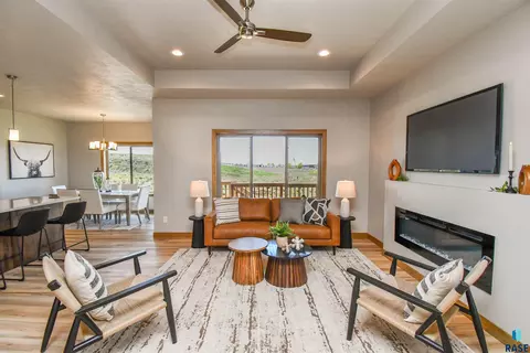1709 E Wallin Cir, Sioux Falls, SD 57104 photo 20
