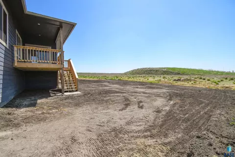 1709 E Wallin Cir, Sioux Falls, SD 57104 photo 55