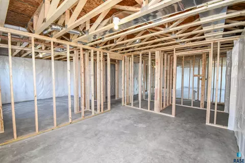 1709 E Wallin Cir, Sioux Falls, SD 57104 photo 48