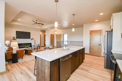 1709 E Wallin Cir, Sioux Falls, SD 57104 photo 16