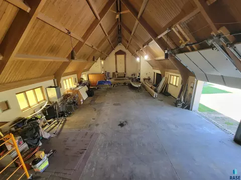313 S Epton Ave, Oldham, SD 57051 photo 3